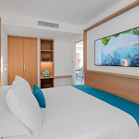 Novaya Aparthotel